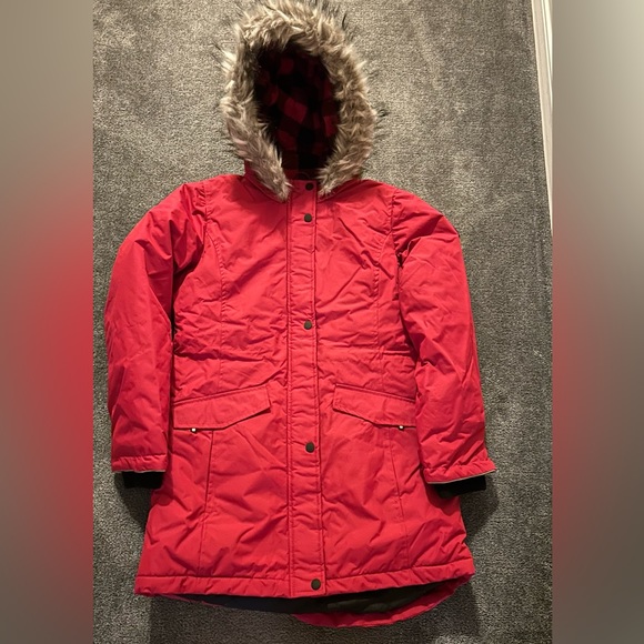 Girls Canadiana winter jacket - new - Picture 1 of 6